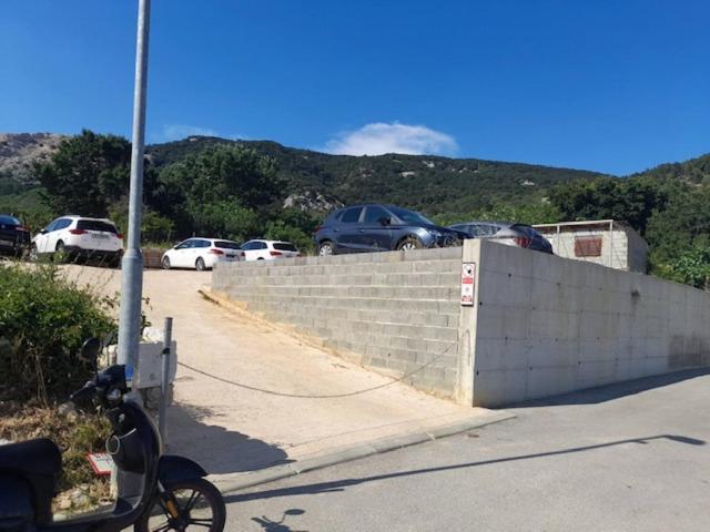 Ulica Dvori Narca 12 Apartment 4+2 per. Baška Esterno foto